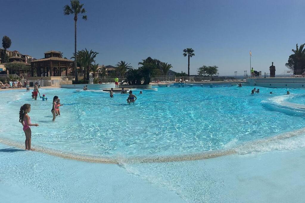 Dans Un Cadre D'Exception, Vue Mer Panoramique A Agay Cote D'Azur, Village Vacances Cap Esterel, T2 Avec Jardin, Golf, Climatisation, Wifi, 5 Piscines Saint-Raphaël Exterior foto