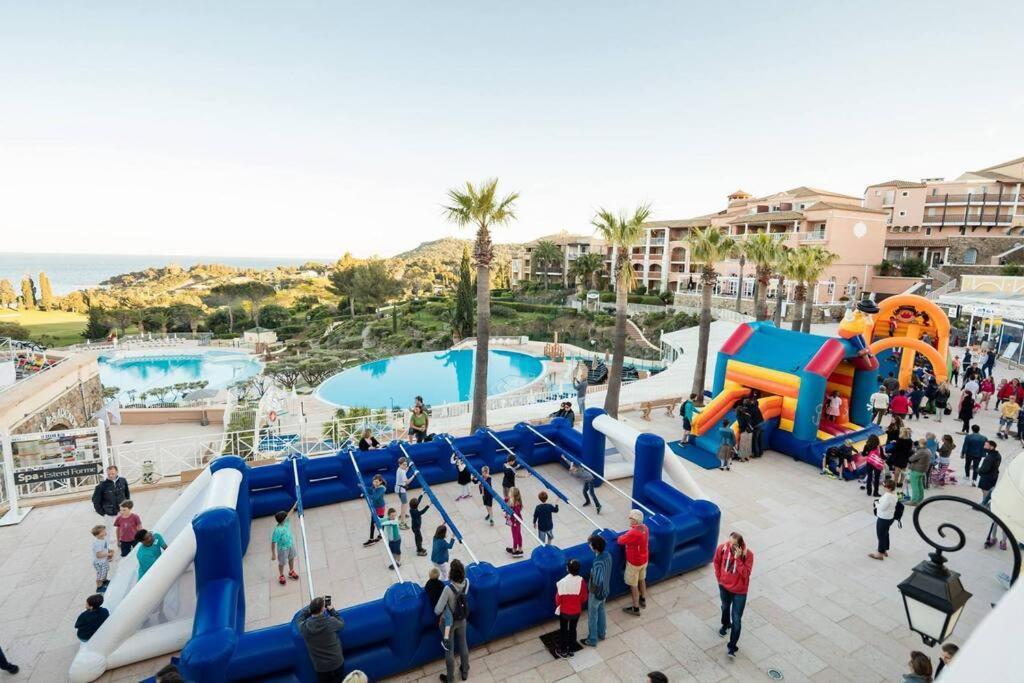 Dans Un Cadre D'Exception, Vue Mer Panoramique A Agay Cote D'Azur, Village Vacances Cap Esterel, T2 Avec Jardin, Golf, Climatisation, Wifi, 5 Piscines Saint-Raphaël Exterior foto