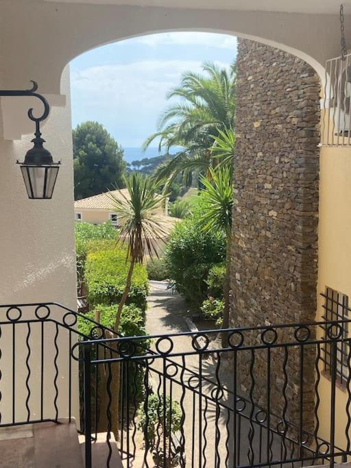 Dans Un Cadre D'Exception, Vue Mer Panoramique A Agay Cote D'Azur, Village Vacances Cap Esterel, T2 Avec Jardin, Golf, Climatisation, Wifi, 5 Piscines Saint-Raphaël Exterior foto