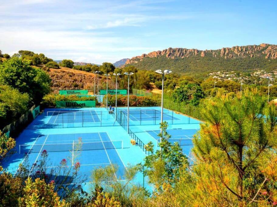 Dans Un Cadre D'Exception, Vue Mer Panoramique A Agay Cote D'Azur, Village Vacances Cap Esterel, T2 Avec Jardin, Golf, Climatisation, Wifi, 5 Piscines Saint-Raphaël Exterior foto